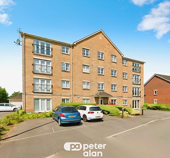 2 Bedroom Flat To Rent In Sword Hill, Caerphilly, CF83