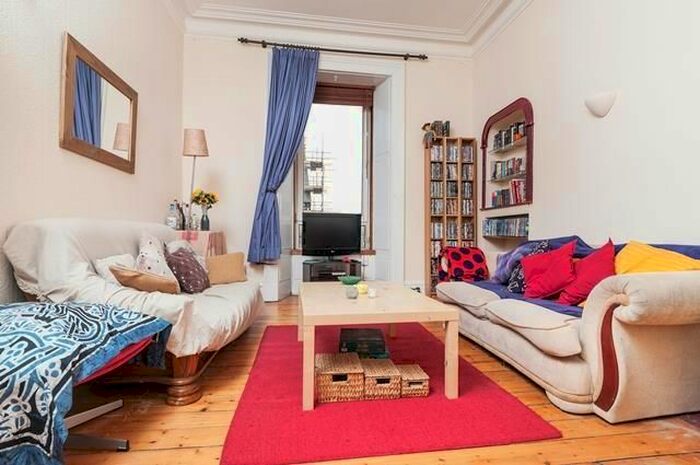 2 Bedroom Flat To Rent In Easter Road, Edinburgh, EH7