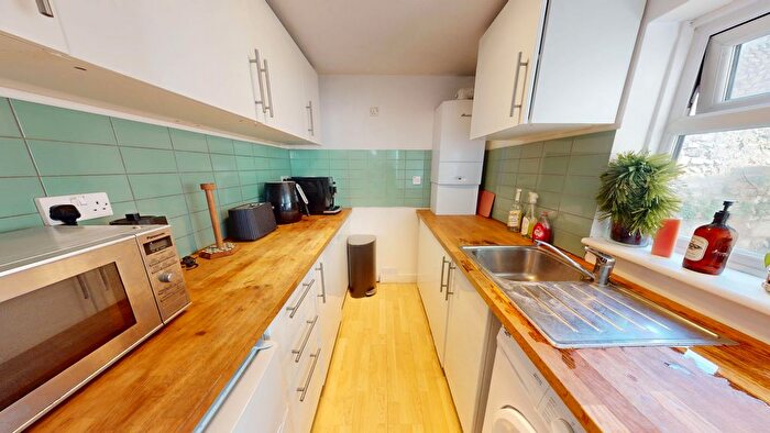 3 Bedroom Terraced House To Rent In Castle Street, City Centre, Brighton, BN1