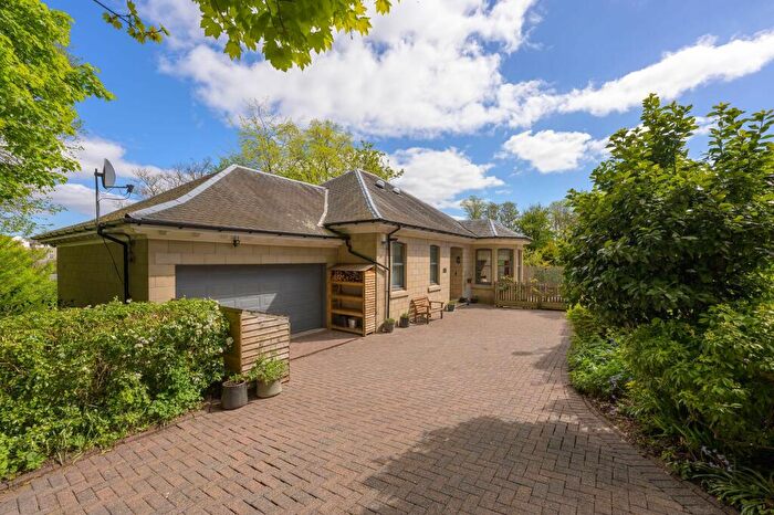 3 Bedroom Detached House For Sale In Arnothill, Falkirk, FK1