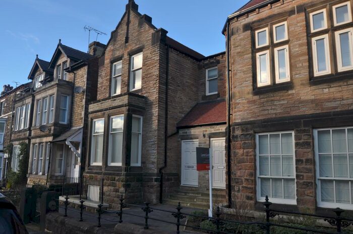 2 Bedroom Apartment To Rent In Strawberry Dale, Harrogate, HG1