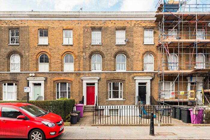 1 Bedroom Flat To Rent In Campbell Road, Bow, E3