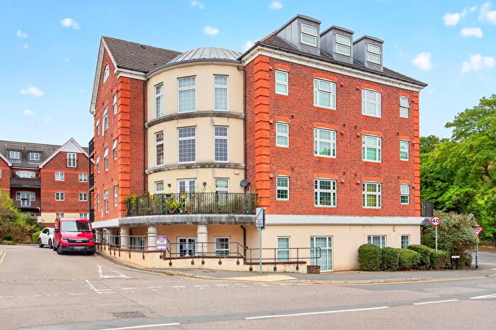 2 Bedroom Flat For Sale In Dorchester Court, London Road, Camberley, GU15