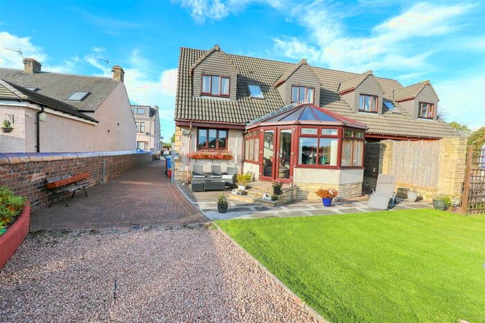 4 Bedroom Semi-Detached House For Sale In Station Road, Thornton, Kirkcaldy, KY1