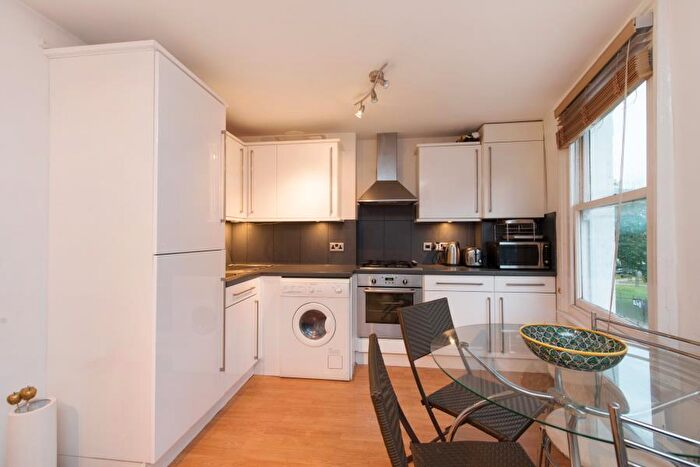 1 Bedroom Apartment To Rent In Fortune Green Road, West Hampstead, NW6