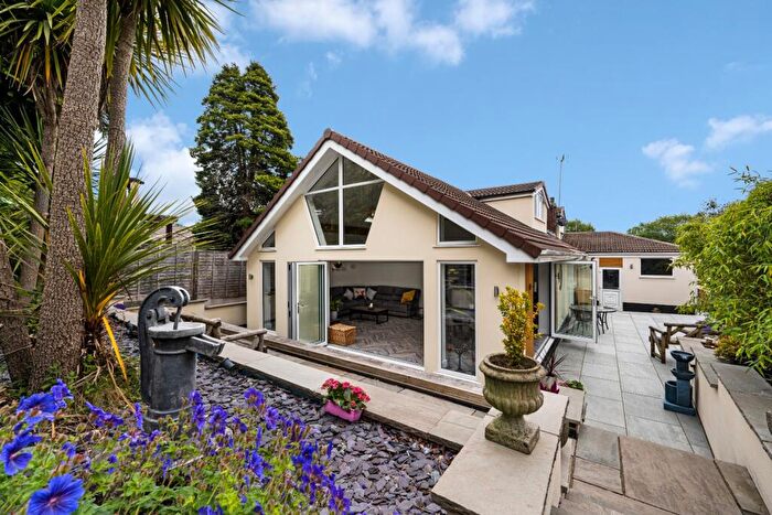 4 Bedroom Detached House For Sale In Hillside Avenue, Bromley Cross, Bolton, BL7