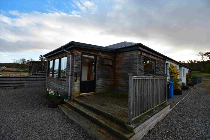 2 Bedroom Bungalow To Rent In Courtyard Cottages, Lentran, Inverness, IV3