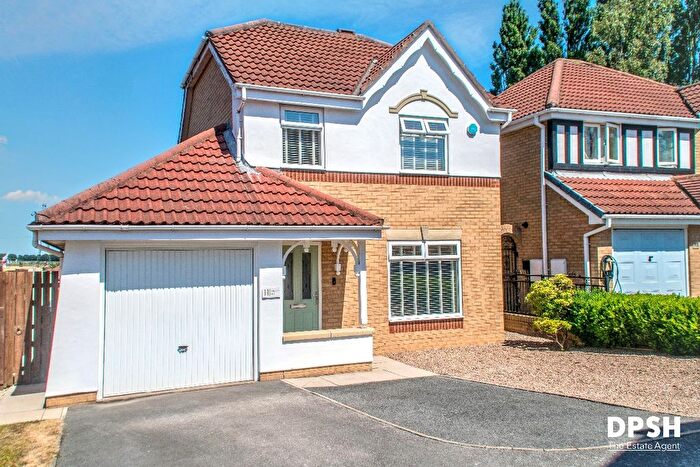 3 Bedroom Detached House For Sale In Millcroft Rise, Lofthouse, Wakefield, WF3