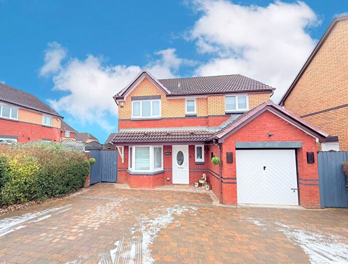 4 Bedroom Detached House For Sale In Cricket Place, Brightons, FK2