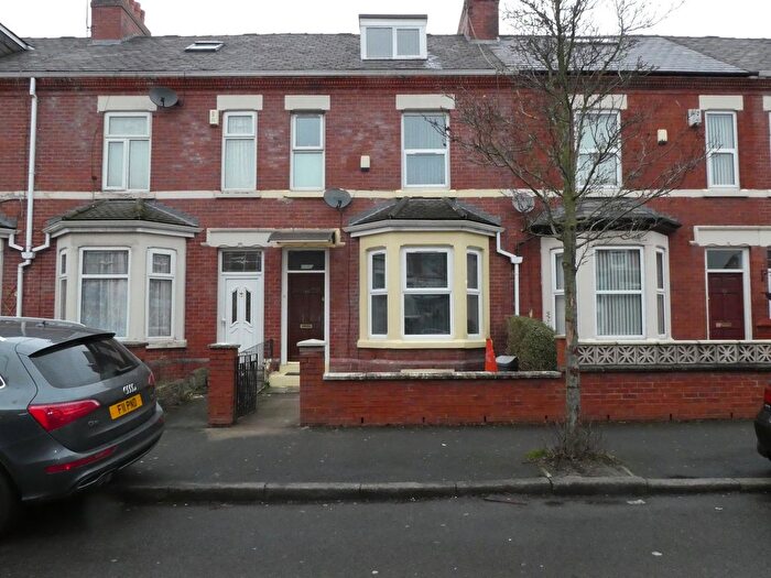 4 Bedroom Terraced House To Rent In Ayres Road, Old Trafford, Manchester., M16