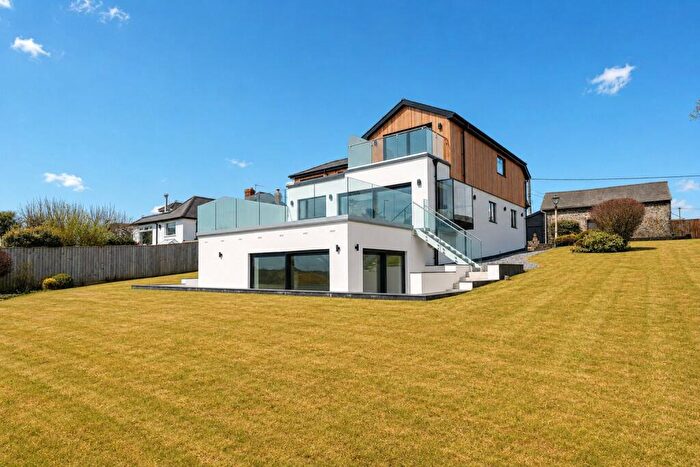 4 Bedroom House For Sale In Yelland Road, Yelland, Barnstaple, Devon, EX31
