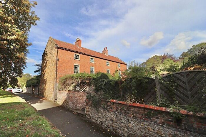 3 Bedroom Semi-Detached House For Sale In Church Folley, Caistor, LN7