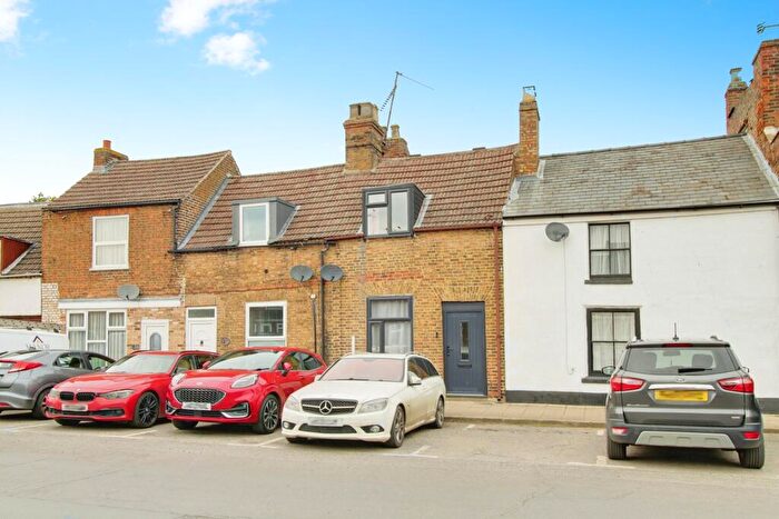 2 Bedroom Terraced House To Rent In West Street, Crowland, PE6