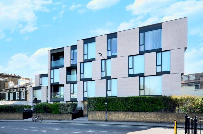 2 Bedroom Flat To Rent In Latitude House, Camden, London, NW1