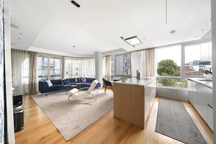 2 Bedroom Apartment For Sale In Canaleto Tower, City Road, Islington, EC1V