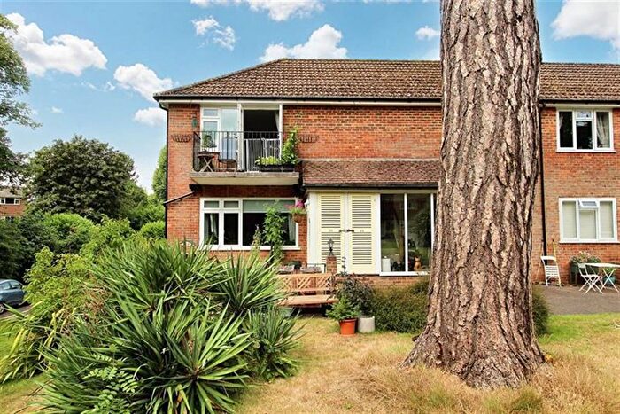 2 Bedroom Flat To Rent In Muster Court, Haywards Heath, West Sussex, RH16