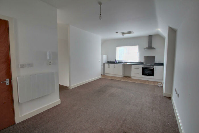 1 Bedroom Apartment To Rent In Westleigh Road, Leicester, LE3