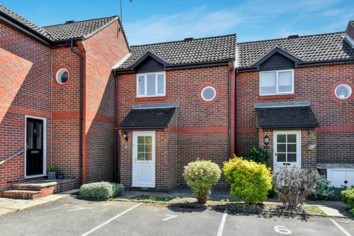 1 Bedroom Terraced House To Rent In Hawkenbury Mead, Tunbridge Wells TN2