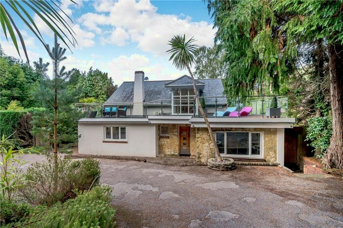 5 Bedroom Detached House To Rent In Hadrian Way, Chilworth, Southampton, Hampshire, SO16