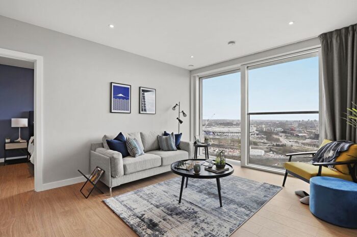 1 Bedroom Flat To Rent In , Anthems Way, London, E20