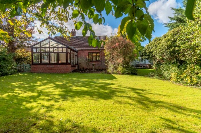 3 Bedroom Detached Bungalow For Sale In Highfield Close, Great Ryburgh, NR21