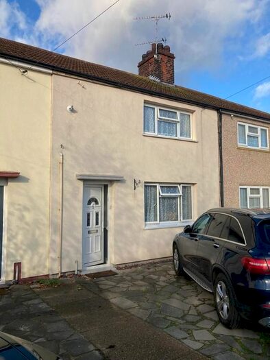 3 Bedroom Terraced House To Rent In Templer Avenue, Grays, RM16