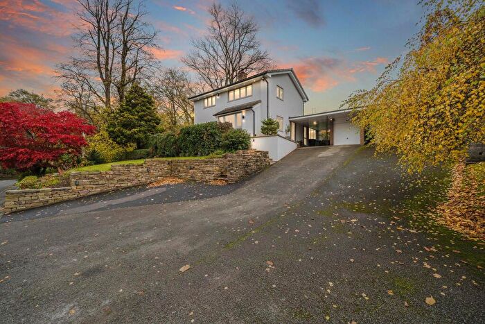 4 Bedroom Detached House For Sale In Hall Lane, Sutton, Macclesfield, Cheshire, SK11