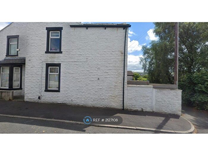 3 Bedroom End Of Terrace House To Rent In Broughton Street, Burnley, BB12