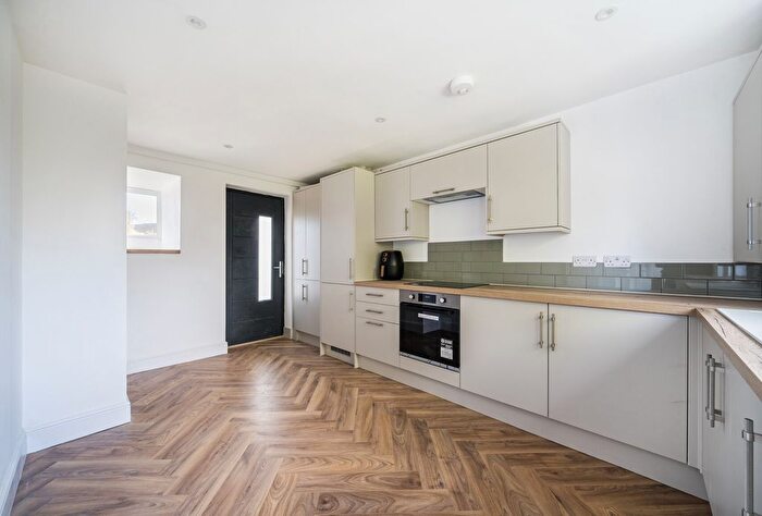 3 Bedroom Terraced House For Sale In Fairmile Road, Tunbridge Wells, Kent, TN2