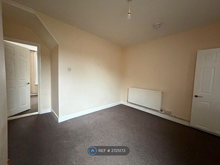 2 Bedroom Terraced House To Rent In Cuthbert Road, Portsmouth, PO1
