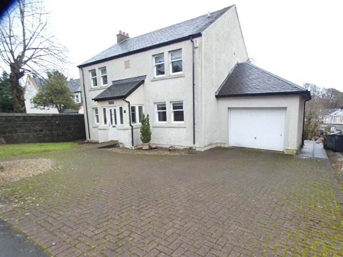 4 Bedroom Detached House To Rent In New Street, PA10