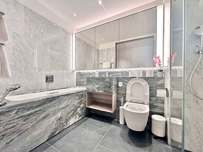 1 Bedroom Flat To Rent In Wandsworth Road, London, SW8