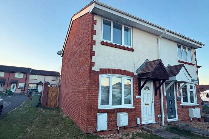 2 Bedroom End Of Terrace House To Rent In Tattershall Crescent, Portchester, PO16