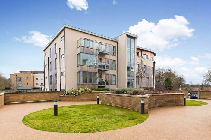 2 Bedroom Flat To Rent In Blagrove Road, Teddington, TW11