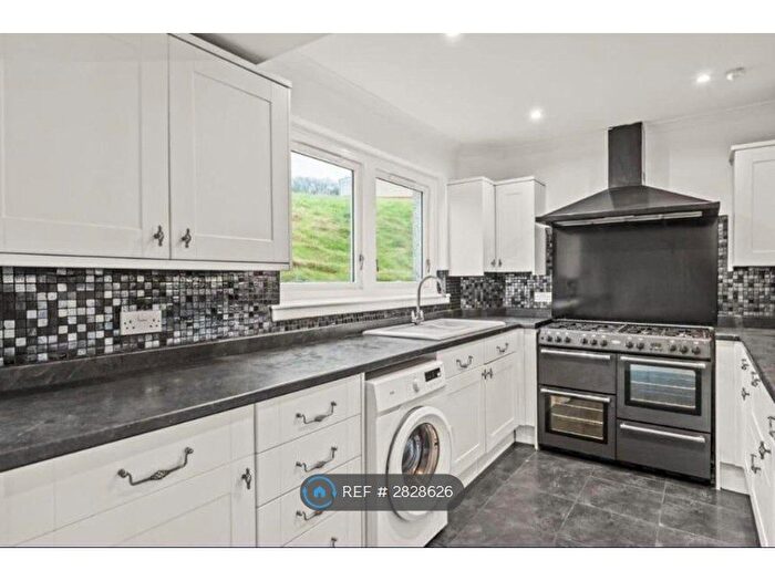 3 Bedroom Semi-Detached House To Rent In Calder Place, Falkirk, FK1