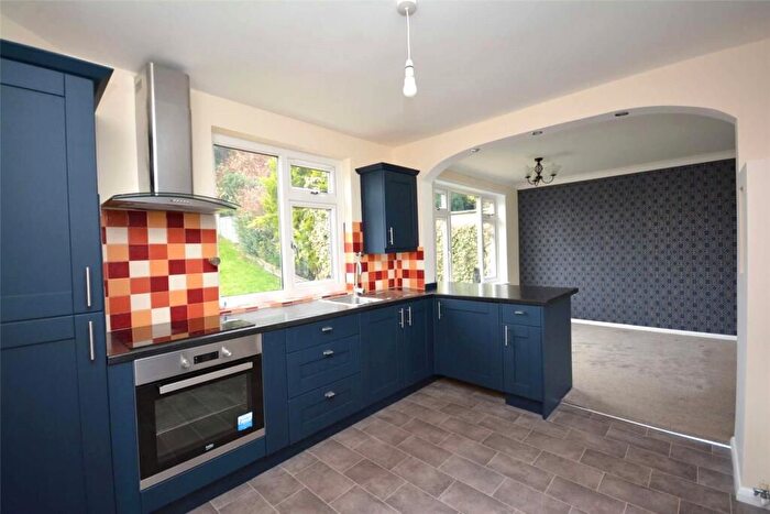 2 Bedroom Flat To Rent In London, SE15