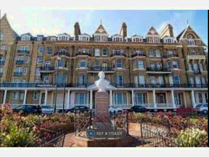 1 Bedroom Flat To Rent In The Granville, Ramsgate, CT11
