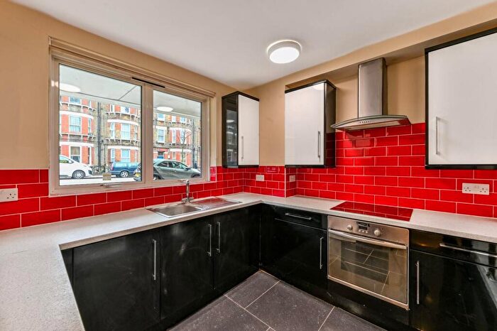 2 Bedroom Maisonette To Rent In Camden Street, Camden Town, London, NW1