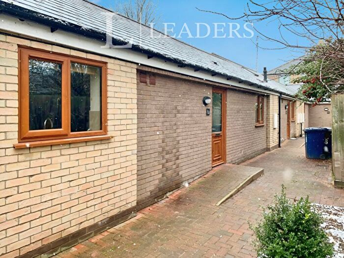 2 Bedroom Apartment To Rent In Cockburn Street, CB1