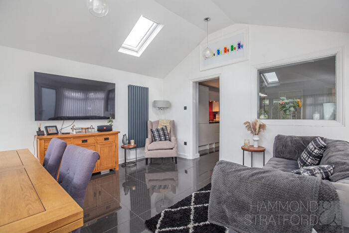 3 Bedroom Semi-Detached House For Sale In Woodyard Close, Mulbarton, NR14