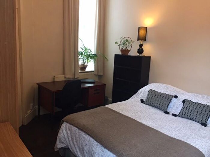 4 Bedroom Terraced House To Rent In Hebble Street, Huddersfield, HD1