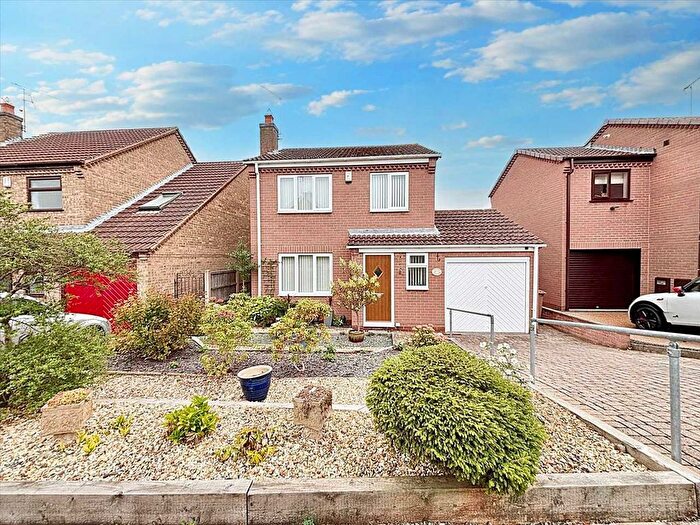 3 Bedroom Detached House For Sale In Fairview, Forest Town, NG19