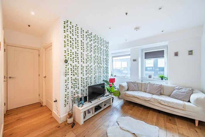 1 Bedroom Flat For Sale In High Street, Croydon, CR0
