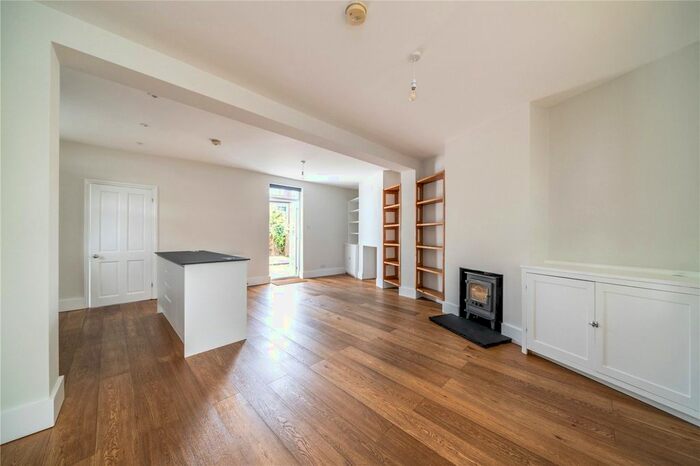 2 Bedroom End Of Terrace House To Rent In Balchier Road, East Dulwich, London, SE22