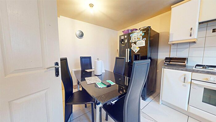 3 Bedroom End Of Terrace House For Sale In Capella Drive, Manchester, M11