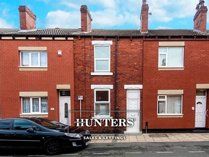2 Bedroom Terraced House To Rent In Rhodes Street, Castleford, WF10