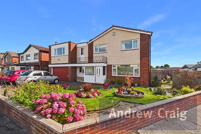 5 Bedroom Semi Detached House For Sale In Kyloe Close, Newcastle Upon Tyne, NE3