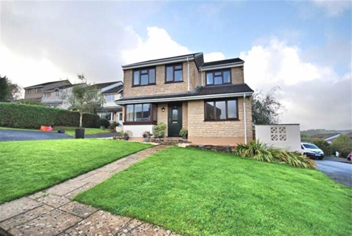 4 Bedroom Detached House For Sale In Foxdown Manor, Wadebridge, PL27