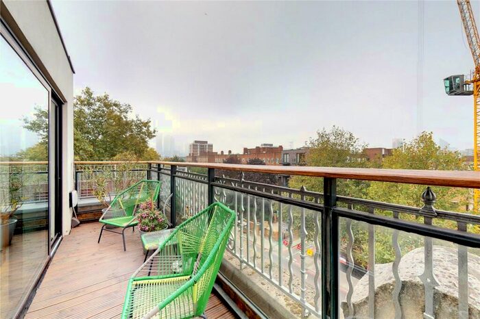 1 Bedroom Apartment To Rent In Kingsland Road, Hoxton, London, E2