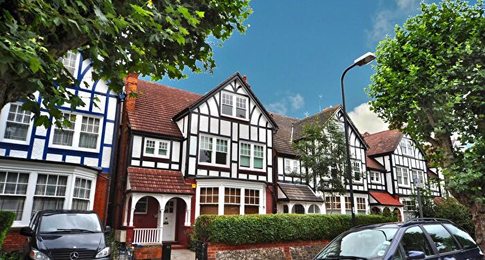 1 Bedroom Flat To Rent In Dartmouth Road, Willesden Green, NW2